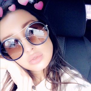 Gucci Sunglasses 🕶